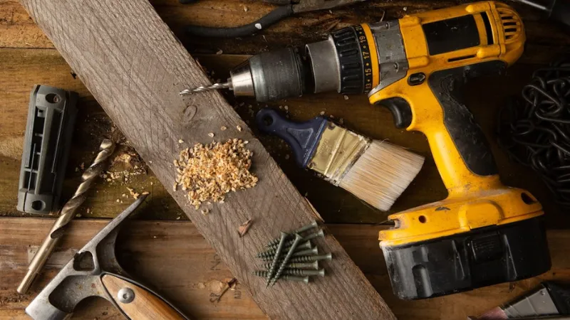 Protect Your Eyes And Skin From Splinters And Splashes